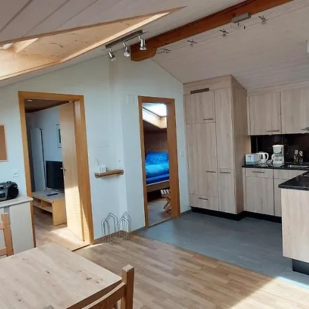 Sunnmaetteli * Wilderswil