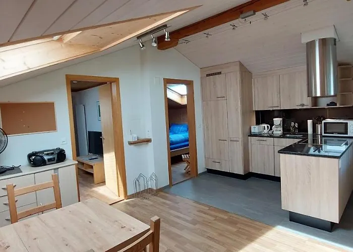 Sunnmaetteli * Wilderswil